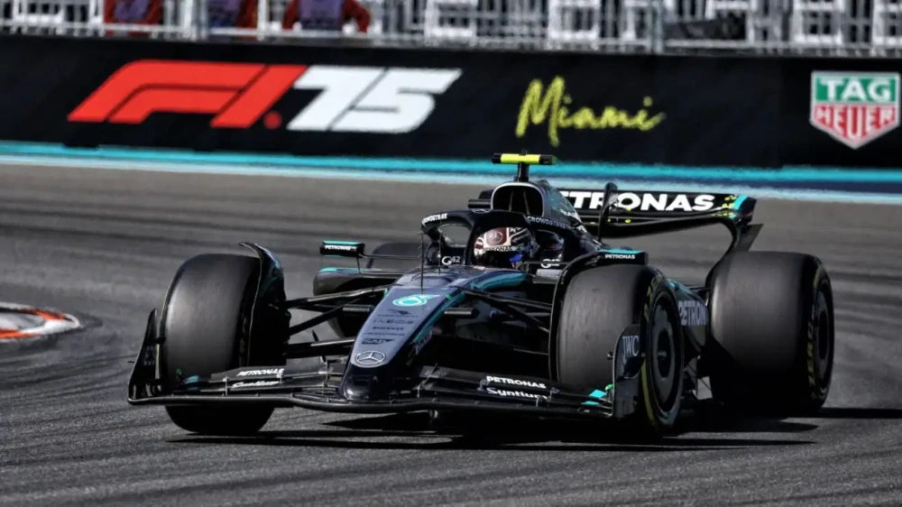 Ramă 3D PETROL ART Miami cu machetă Mercedes Kimi Antonelli 1:43 – Miami GP 2025