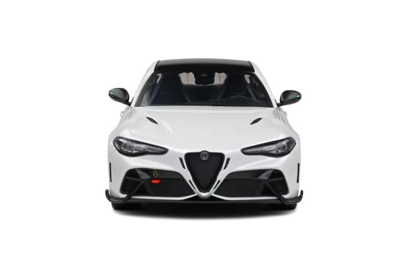Machetă Solido Alfa Romeo Giulia GTA Trofeo albă
