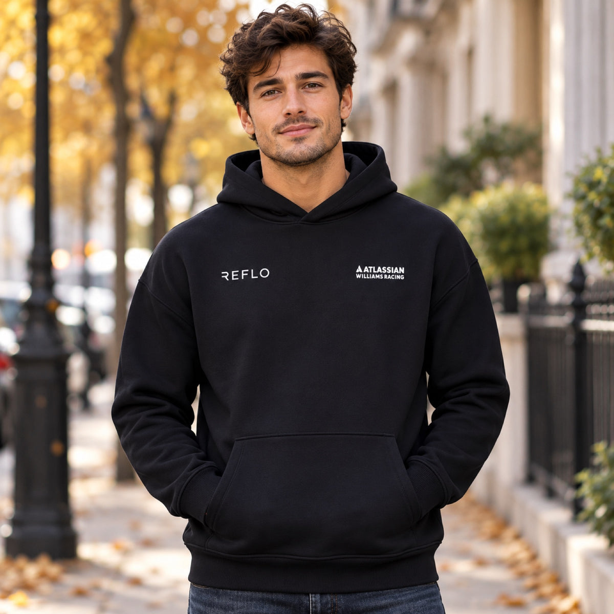 Hanorac pentru fani Carlos Sainz Williams Racing F1 – bleumarin – fotografie ilustrativă (AI)